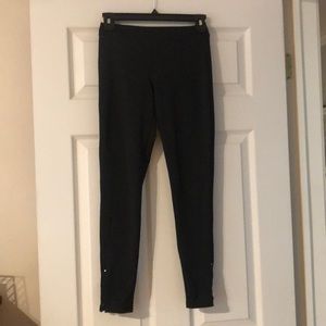 BARELY WORN abercrombie leggings